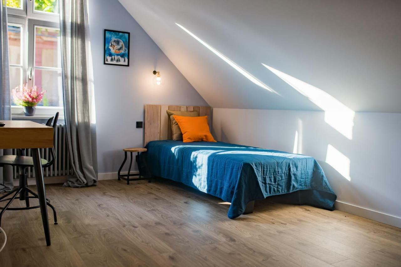 Palac I Folwark Brzeznica Ngoại thất bức ảnh